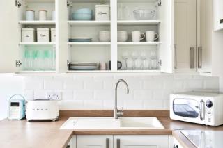 Newly refurbished flat with great transport links - Londra - 8