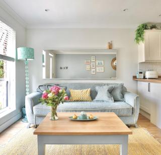 Newly refurbished flat with great transport links - Londra - 0