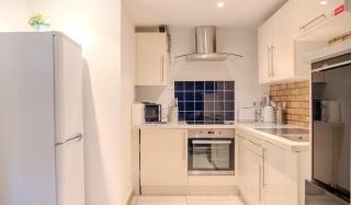 Spacious, Industrial, Zone 1, 2 Bed Central London - Londra - 4