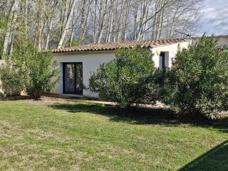 Gîte avec jacuzzi et jardin privé - Althen-des-Paluds - 0