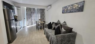 SeaFront Beach Pool & Spa Resort Apartment Mamaia Nord - Mamaia Sat/Năvodari - 5
