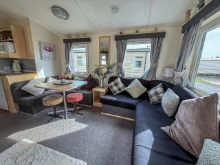 Cosy 8 Berth Caravan Near To Skegness At Southview Holiday Park Ref 33057F - Skegness - 2