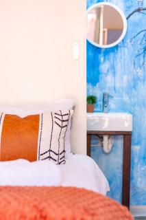 Funky Pet Friendly, 2-Bedroom Escape, Bo-Kaap - Cidade Do Cabo - 7