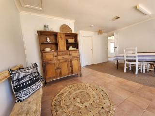 The Vineyard Lodge - Clare - 5