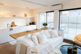 Malou's Cosy Getaway - beautiful 30m terrace - central location - 5' min walk to beach - free parking - Knokke-Heist - 9