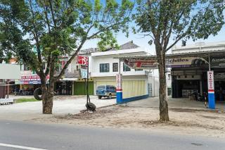 OYO 91184 Penginapan Indah Permai Syariah - - 0