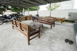 OYO 91184 Penginapan Indah Permai Syariah - - 9
