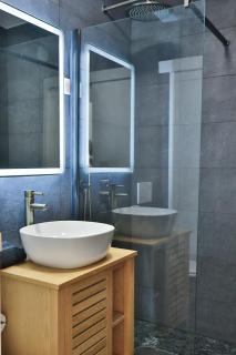 Spacieux T2 avec grande terrasse à 200m de la plage - 1