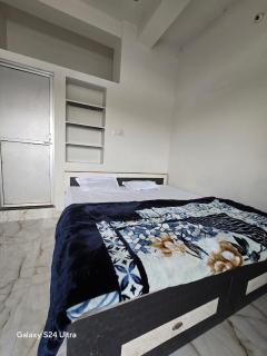 New Khushi Guest House - Ambikāpur - 1