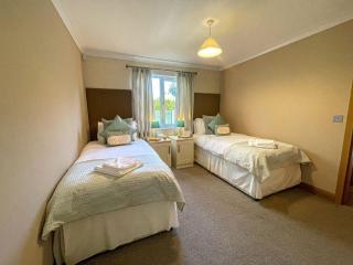 Glanrafon Lodge - Llanallgo - 2