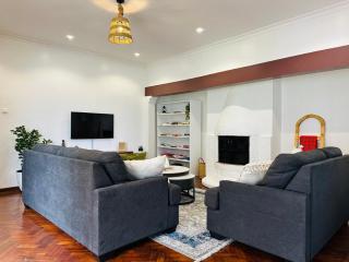 The Farmhouse, Tigoni, 1920s home, 85 acre tea farm, outdoor bath & shower - 5