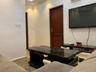 Modern One 1Bedroom Apartment 5mins from KNUST & 7mins from Kumasi Airport - Kumasi - 2