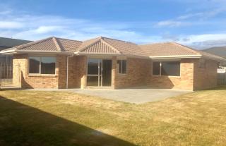 Entire House!3Bedroom,2 Bathroom, Fully FencedYard - Wallaceville - 0