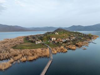 Prespes Lake View Family Apartment - Florina - 1