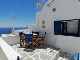 Kalamiotissa's house - Anafi - 9