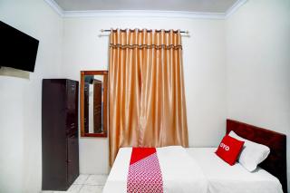 OYO 91199 Felicia Homestay - Medan - 5