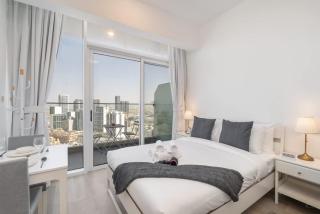StayShort - Studio in Bloom Heights with Captivating City View - 7