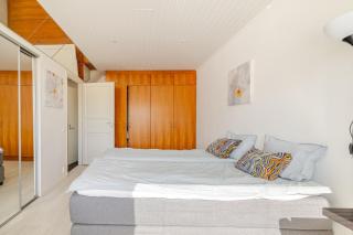 In Helsinki and super easy to Airport and City Center and a private free parking - Helsinki - 7