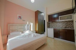 Unico ApartHotel - Sarandë - 6