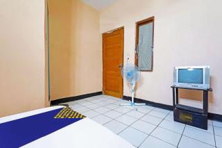 SPOT ON 91367 Rumah Bundo Syariah - Bandung - 6