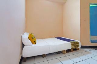 SPOT ON 91367 Rumah Bundo Syariah - Bandung - 2