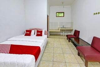 SPOT ON 91372 Wisma Bulin - 9