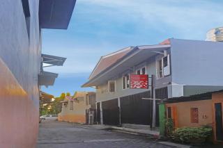 OYO 91375 Pondok Feby Makassar - Makassar - 0