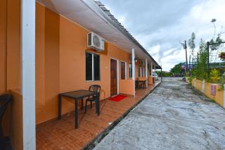 Hotel O Awan Biru Motel - 1