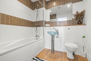 2 Bed The Postbox Free Parking - Birmingham - 6