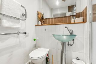 2 Bed The Postbox Free Parking - Birmingham - 8
