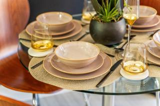 Charming 2-Bed Apartment, at The Postbox, Guests 4, Family-Friendly,Wi-Fi Included - 7