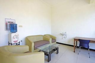 OYO 91508 Ruby Homestay Syariah - Bagongpatar - 0