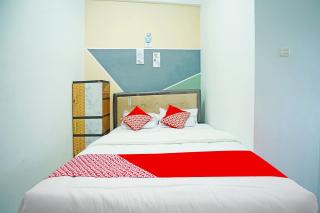 Hotel O Kost Bangau Syariah - 3