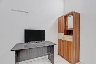 OYO Life 91523 Kenari Guesthouse - Kudus - 6