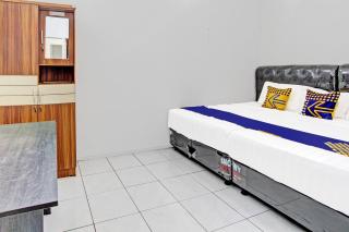OYO Life 91523 Kenari Guesthouse - Kudus - 7