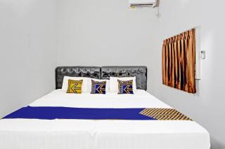 OYO Life 91523 Kenari Guesthouse - Kudus - 0