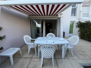 Appartement 2P cabine, face plage, clim, parking privatif - FR-1-338-609 - Sète - 0