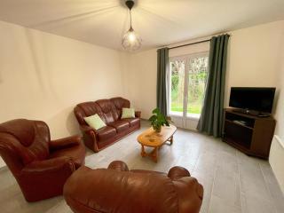 Gîte de plain-pied en Touraine avec grand jardin et parking - FR-1-381-613 - Courcelles-de-Touraine - 1
