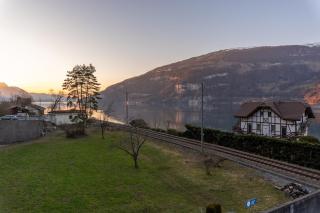 Surfers Lodge with Beach, near Interlaken - Därligen - 2
