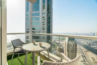 GuestReady - Fantastic retreat with Palm views - 1