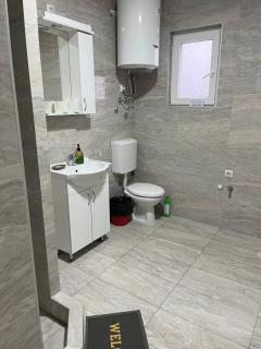 Airport Art Apartment - Surčin - 8
