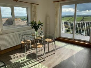 Rosevanion Victorian flat estuary views - Padstow - 4