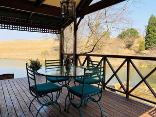 Brentwood Cottage - - 5