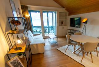 Surfers Lodge with Beach, near Interlaken - Därligen - 0