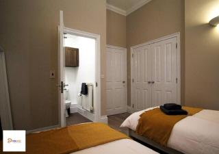 Crew Quarters - Southampton - 4