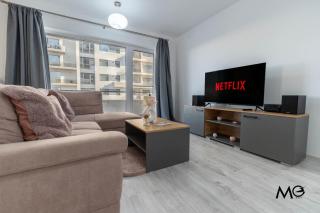 MoHost Pink - Luxurious Mountain View Retreat - Braşov - 3