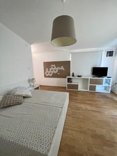 Apartment Siranovic - Batalaži - 4