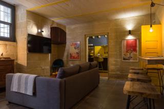 Escape to a Unique 2 Bed Apt in Heart of Valletta - Floriana - 7