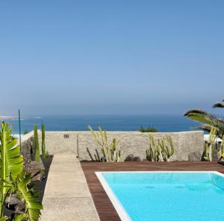 Canaryislandshost I Oliva - Famara - 8