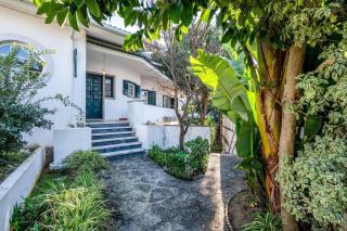 Chic Villa By Beach Pool & Garden Retreat - Carcavelos - 9